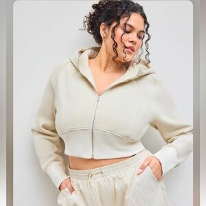 Cider Off-White Cropped Hoodie